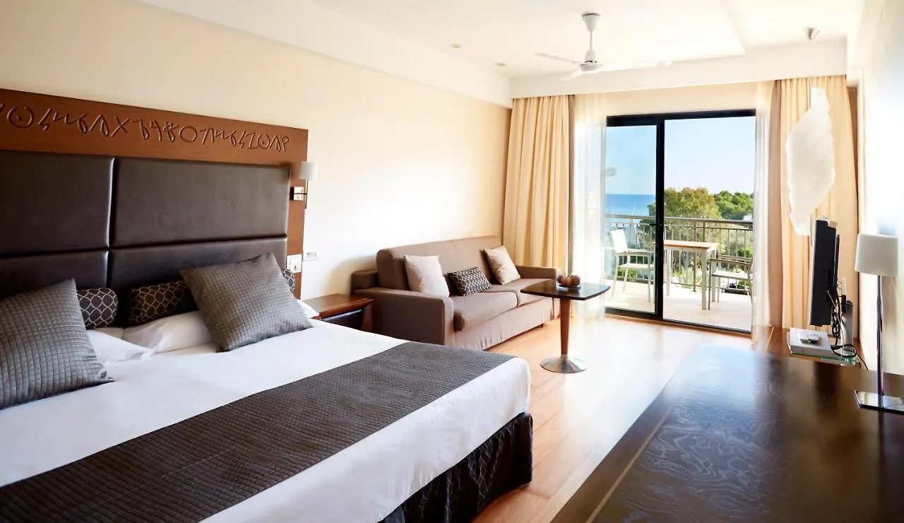 Insotel Fenicia Prestige Suites & Spa 산타 에우랄리아 데 리오 호텔