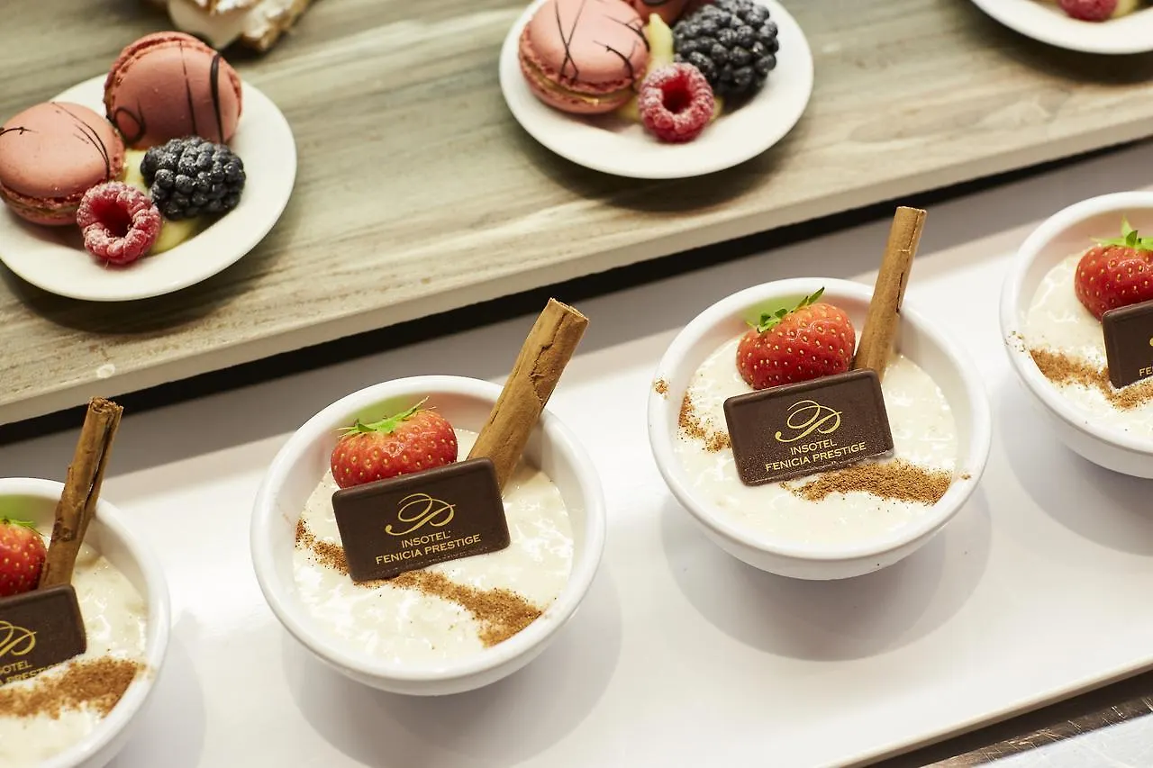 Insotel Fenicia Prestige Suites & Spa 산타 에우랄리아 데 리오 5*,  스페인